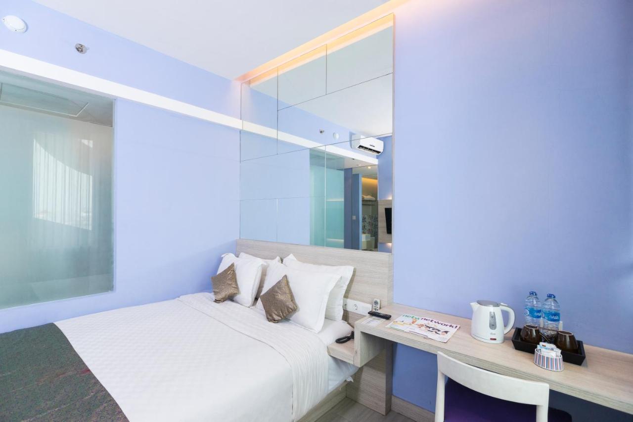 Royal City Hotel Jakarta Exterior photo